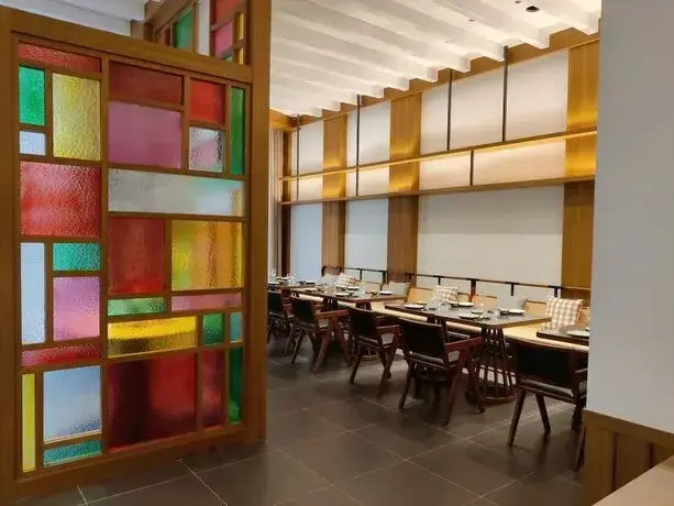 Chikan Diao Lou Hotel