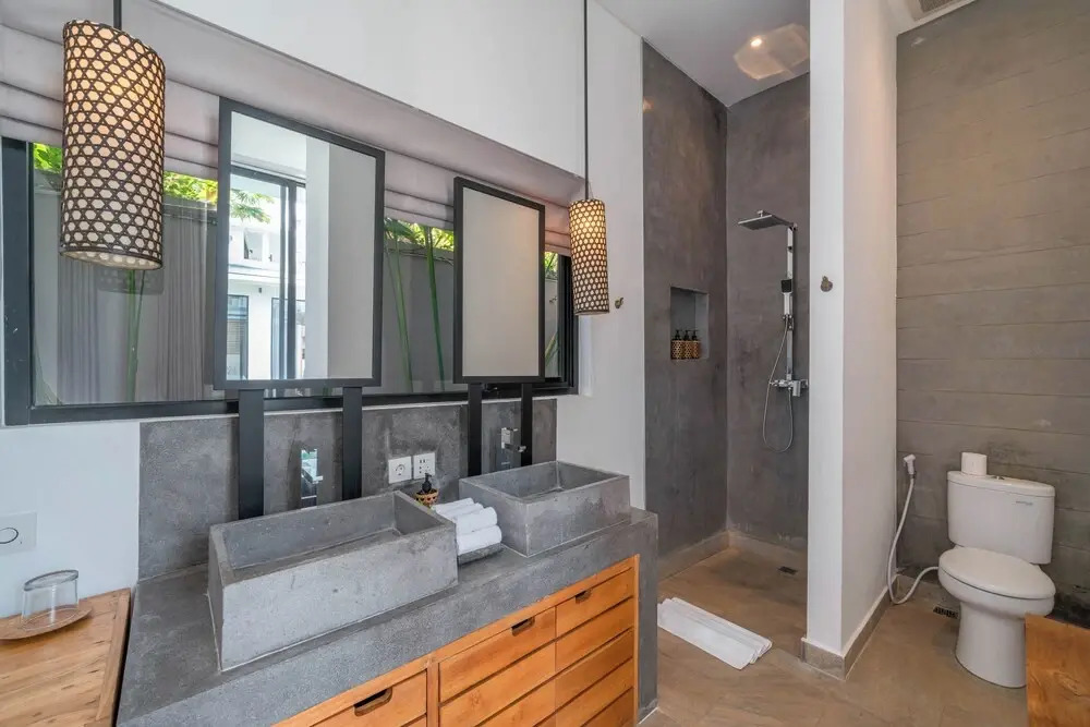 Villa Vida Mira - Elegant 4BR Beachside Villa in Canggu