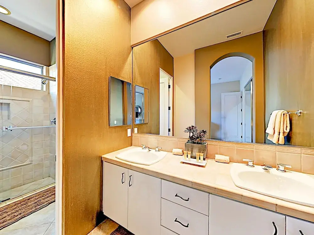 New Listing! Golf Lover’S Dream W/ Pool & Casita Home