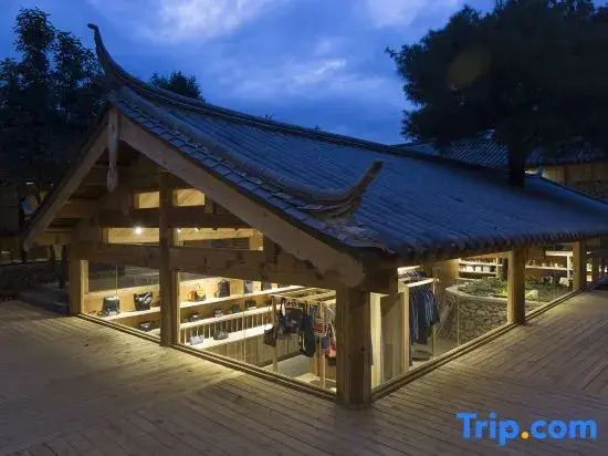 Xuema Yulong Hotel