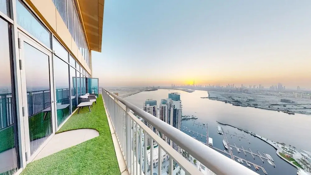 4 Maid Penthouse Panoramic Views in Dubai Creek Harbour