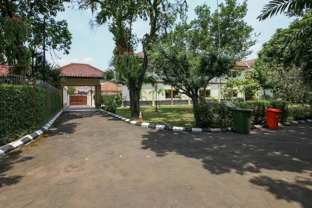 Airy Eco Syariah Cireundeu Mekar Baru Dua 85 Tangerang Selatan