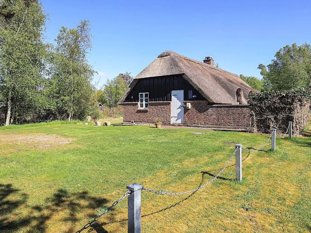 Unique Pet Friendly Holiday Home in Jerup near Sea