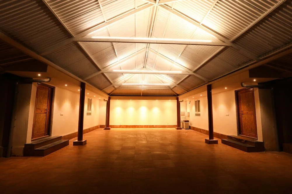 Chow Chow Valley Resorts