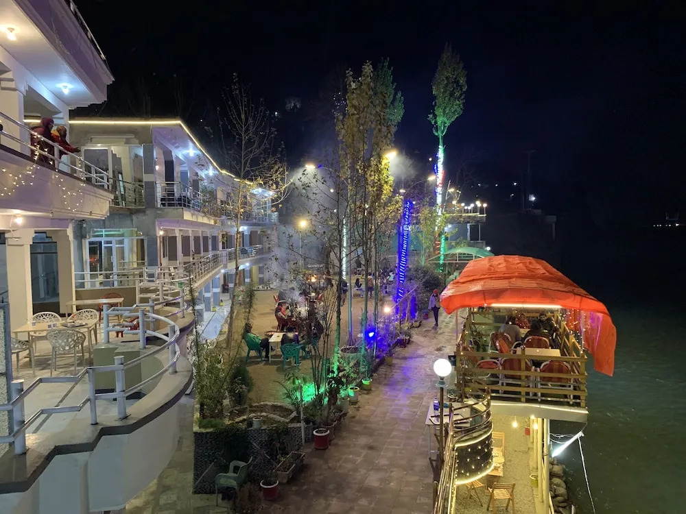 swat view hotel