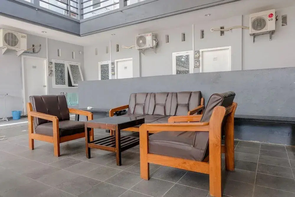 Oyo 1176 J3 Residence Syariah