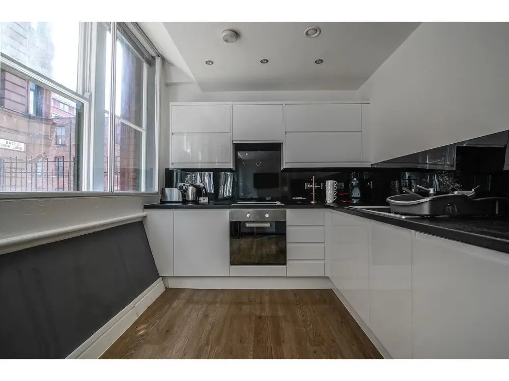 Stunning 1-bed Flat in Trendy Manchester Sleeps 4