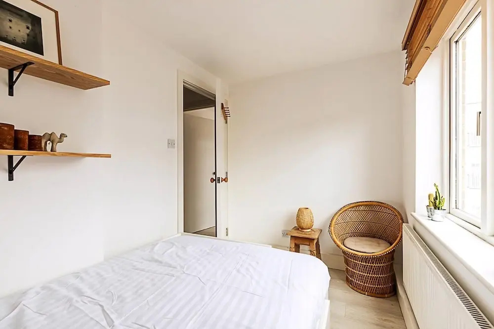 Tranquil 2 Bedroom Apartment in East London