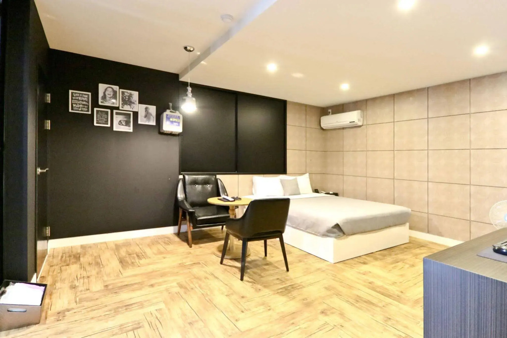 Hotel Home