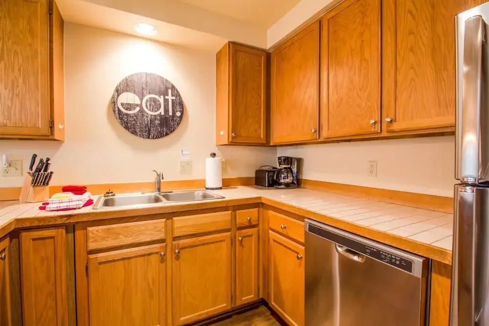 Skyline Condo 13