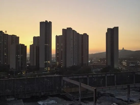 Mantu Puerqi International Apartment (Shaoguan Nanhuasi Hongjin Branch)