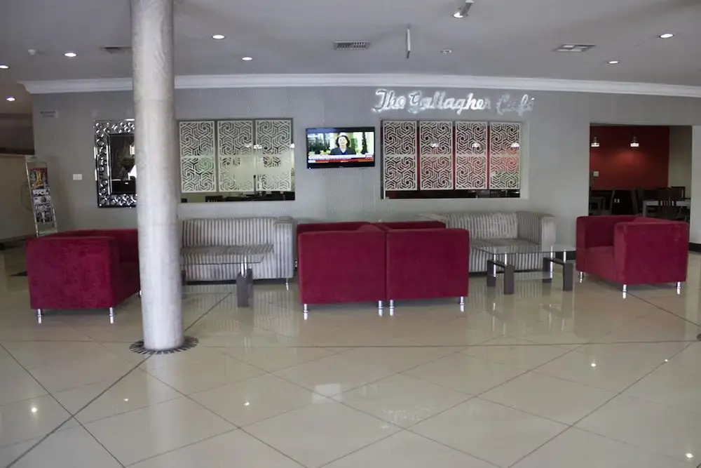 Inani Hotel Gallagher
