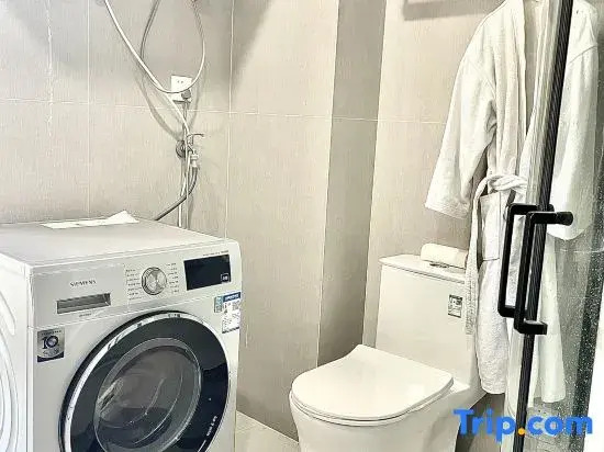 Qingdao Youshe Linhai Homestay (Golden Lion Plaza Branch)