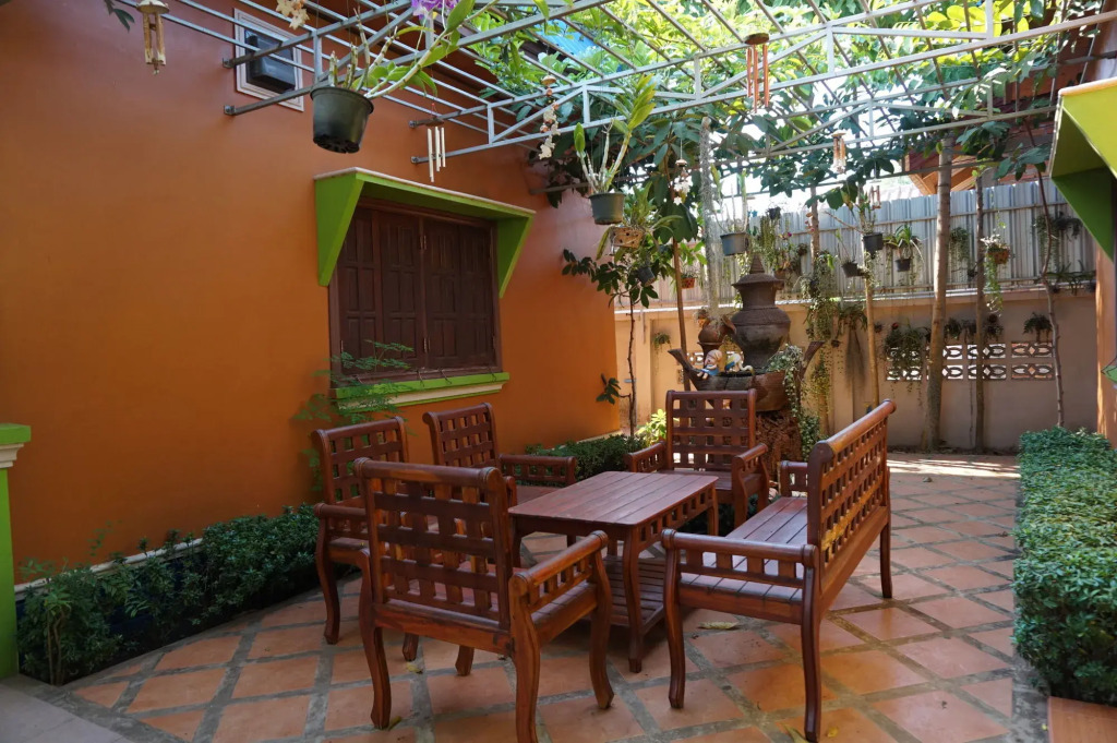Phetphaylin Hotel