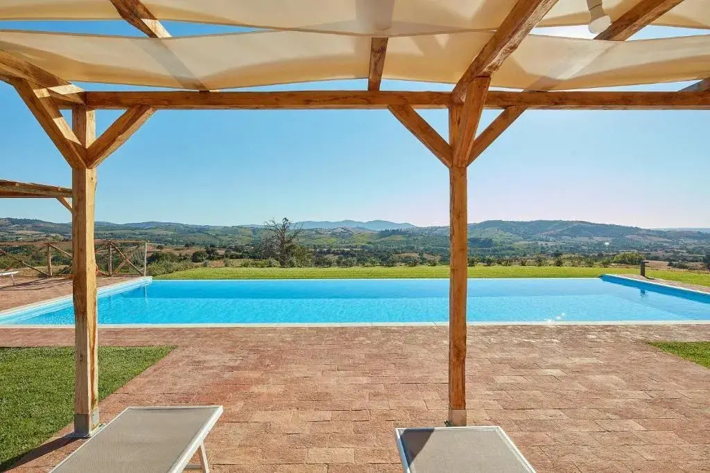 Poggio Tamantino, Villa con piscina in Maremma