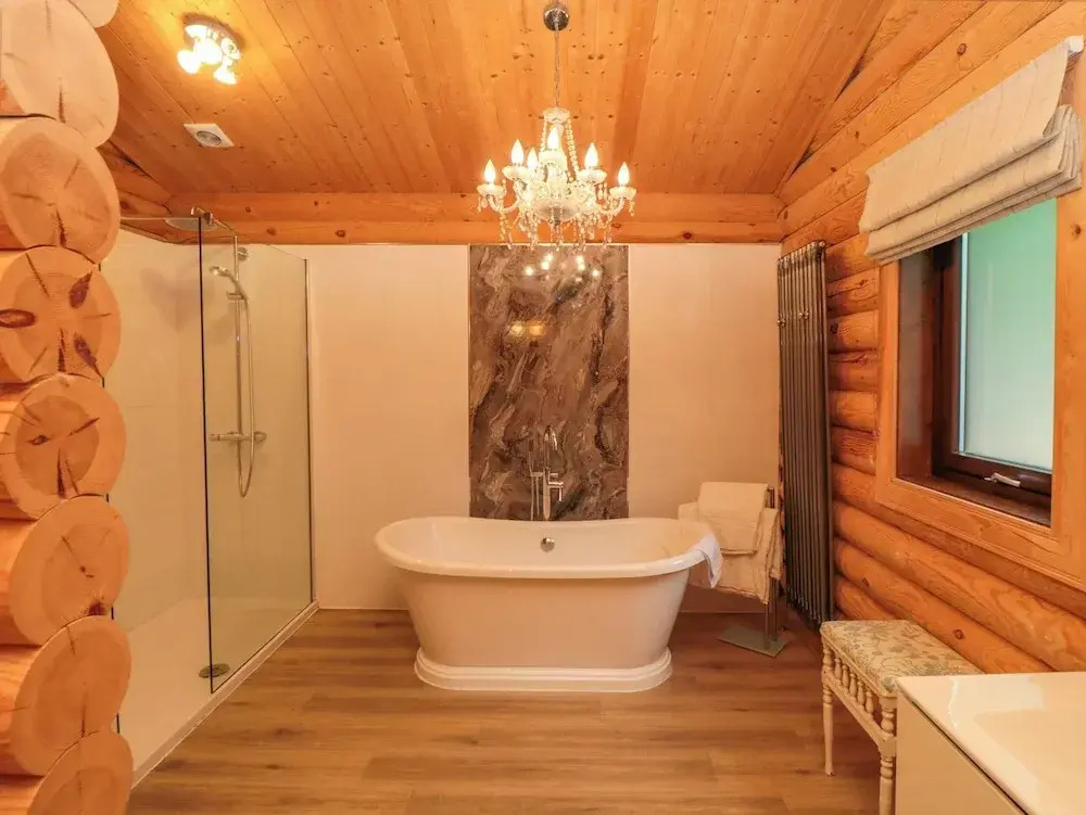 Wainstones Lodge 2