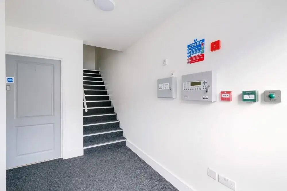 Luxury 1 & 2 bed Apartment free parking