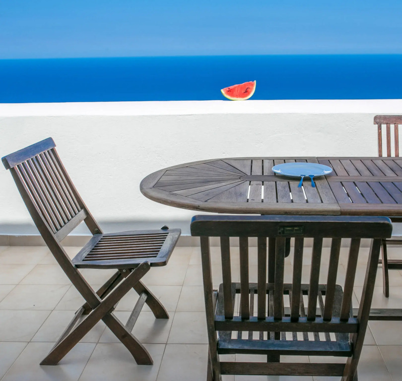 EOS Villa