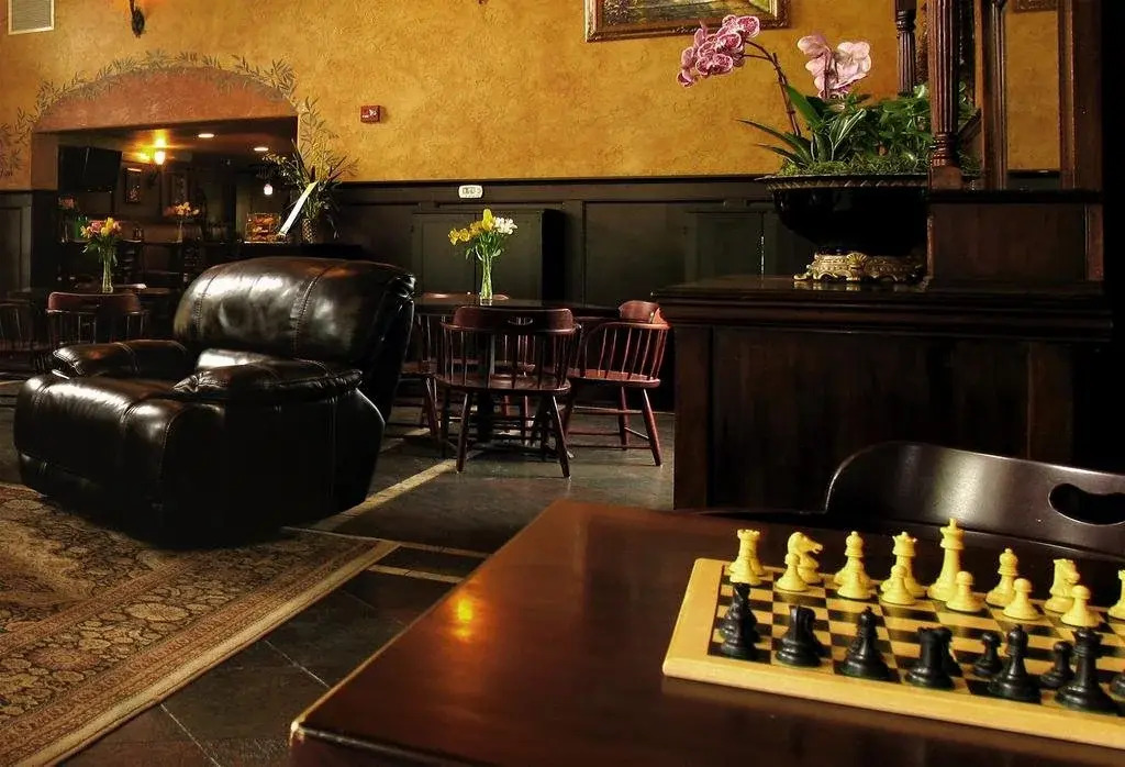 Silverton Inn & Suites