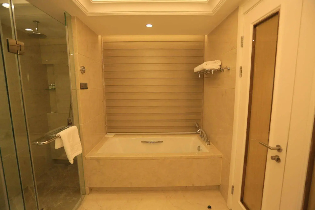 Baoji Jianguo Hotel