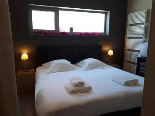 Au Paradis Guesthouse