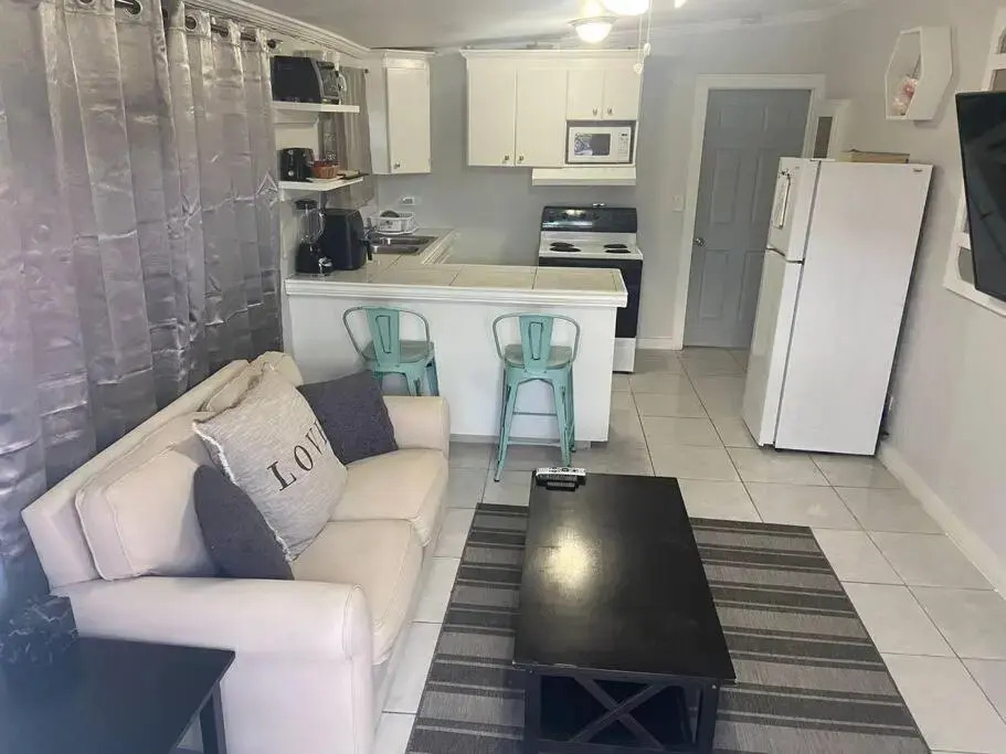 Airy 1-bedroom apartment 3 minutes from Downtown