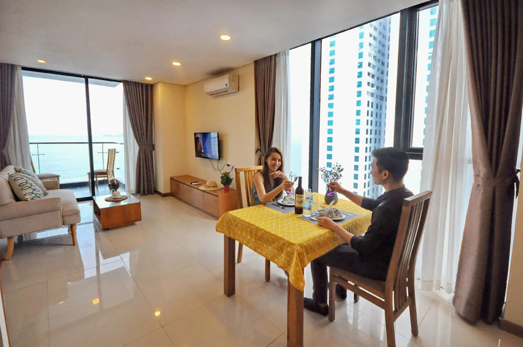 Holi Beach Hotel & Apartments