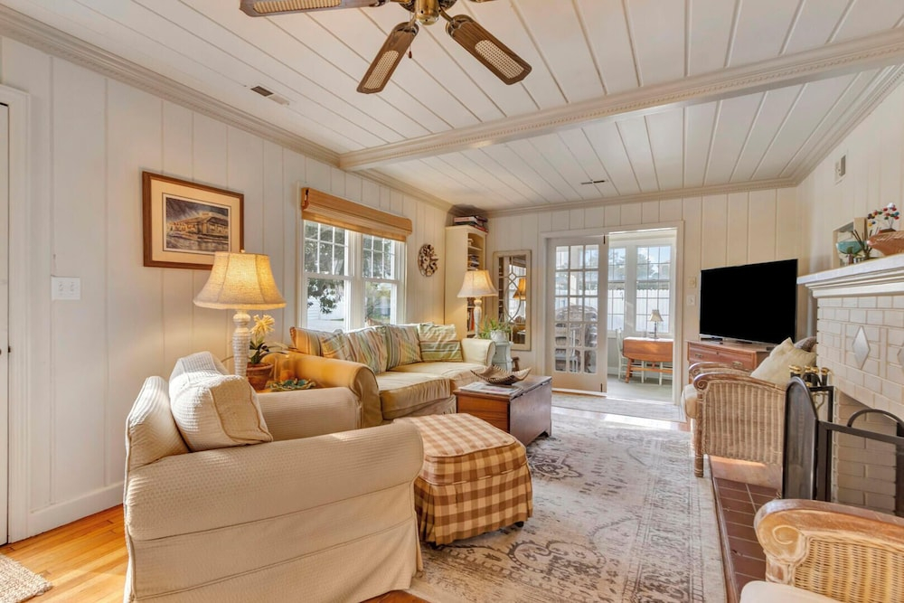 Seagull Drive 38747