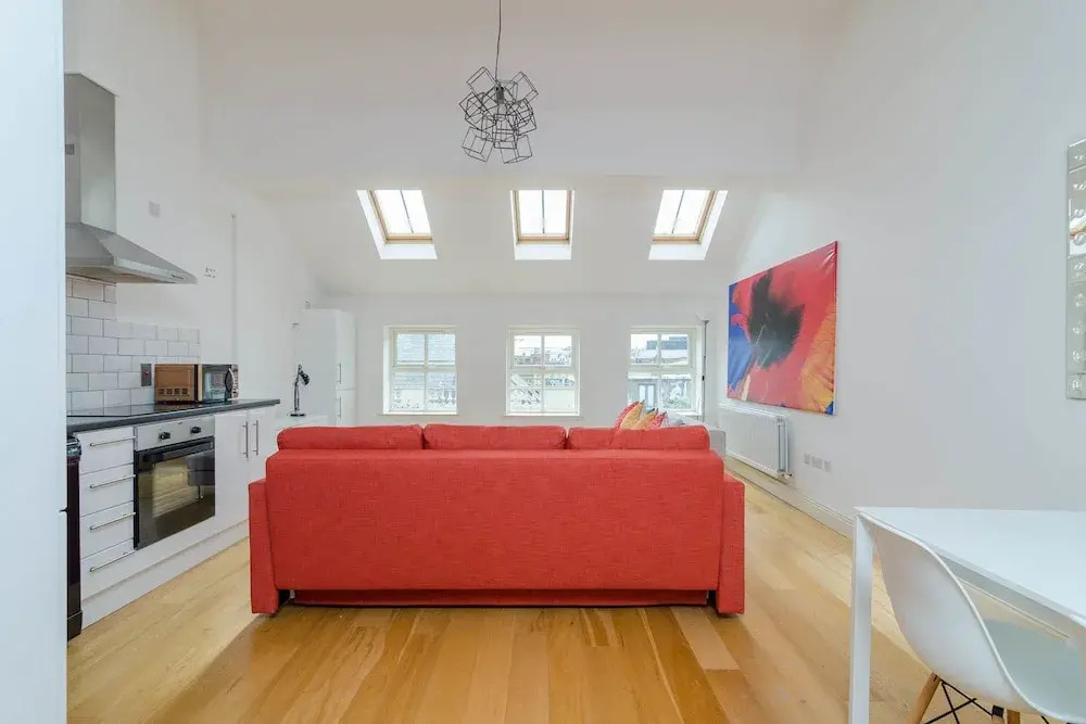 8 Fitzrovia