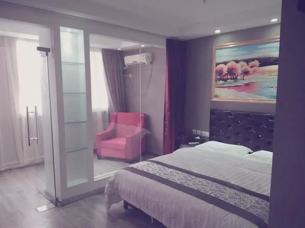 FX Hotel