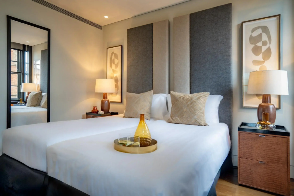 Grosvenor House Suites