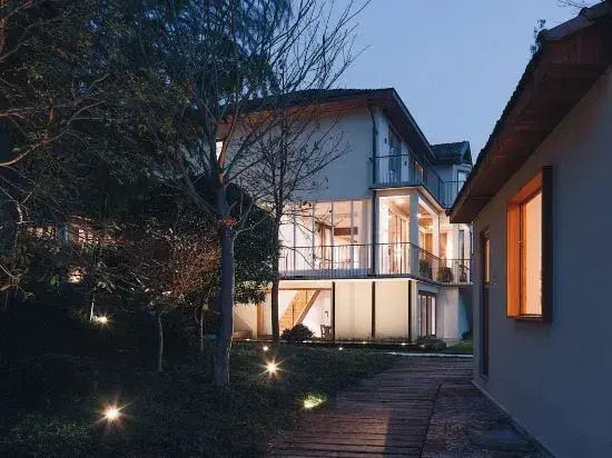 Mount Mogan Chic Hostel