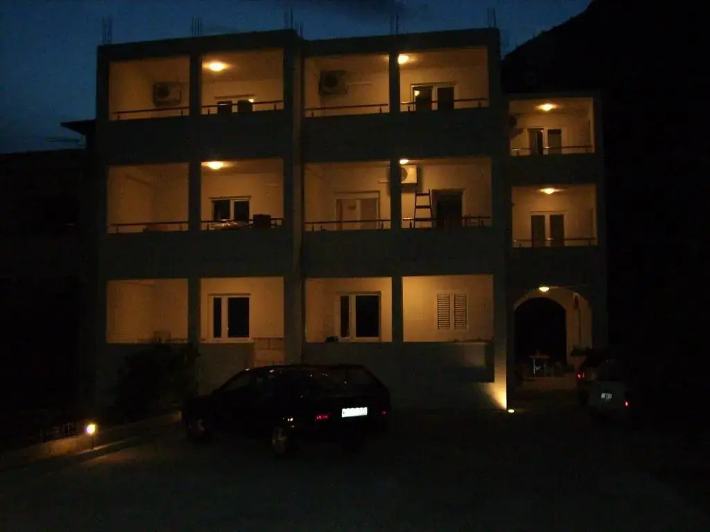 Apartments Ante
