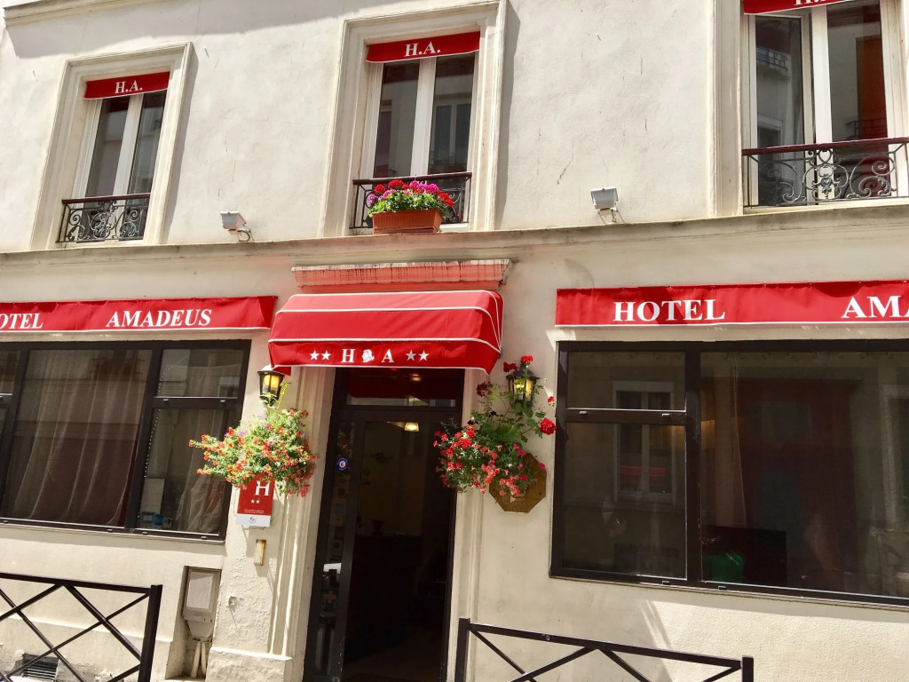 Amadeus Hotel