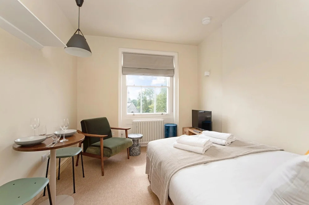 Bijou Pied a Terre Studio in Heritage Camden Terrace