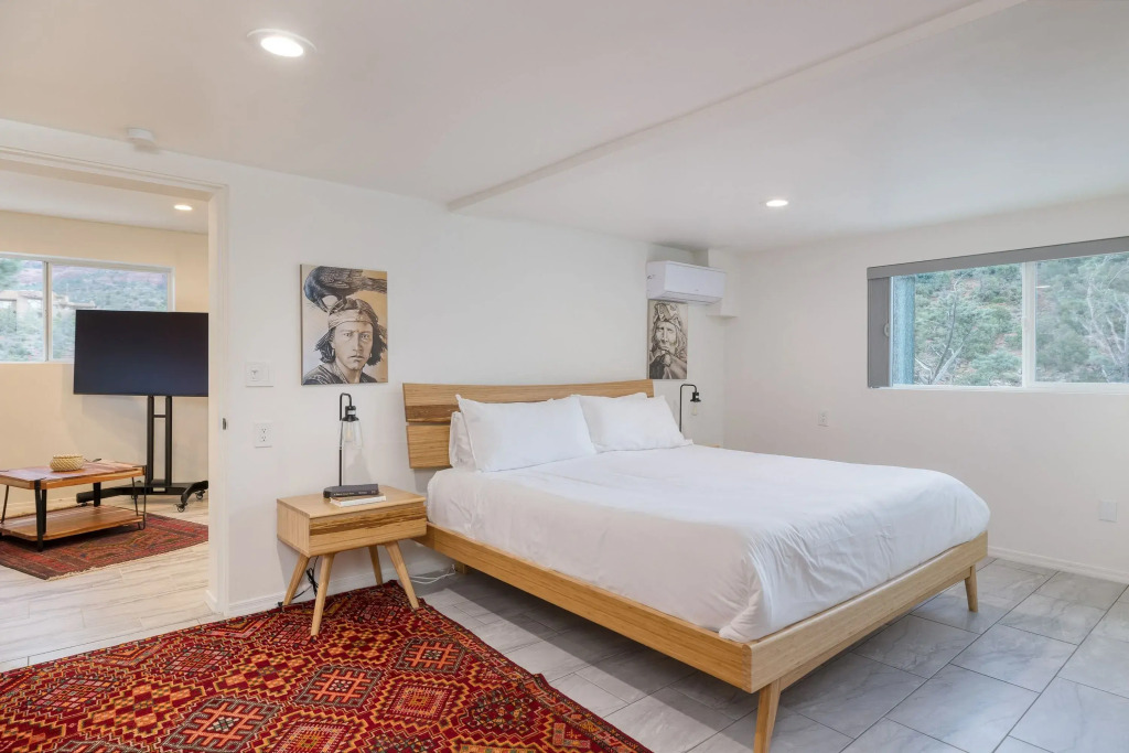 Luxury Escape w/ Mtn Views, Hot Tub, Outdoor Living The Viewpoint by Avantstay