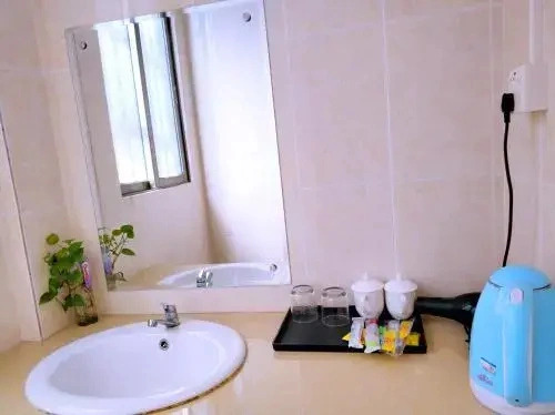 Guangzhou South Railway Station Xingtu Boutique Apartment