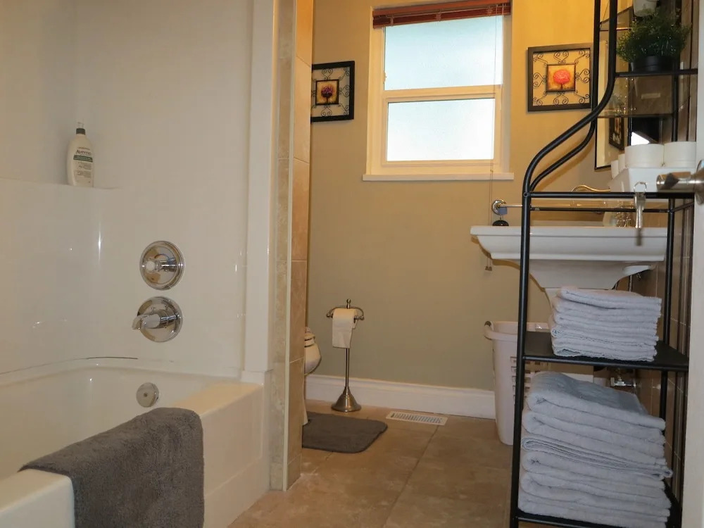 Sweet Home - 3 Bedroom