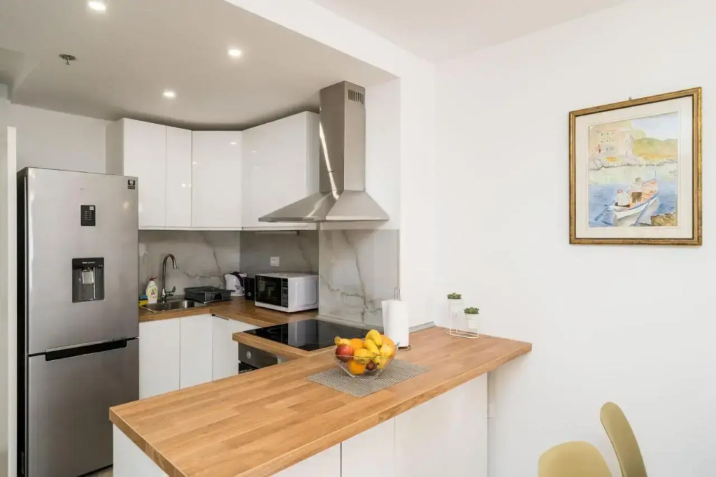 M&P- Lovely 1-bedroom condo with free parking