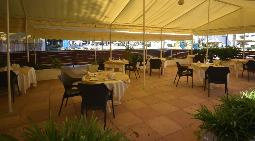 Amber El Fell- Boutique Hotel