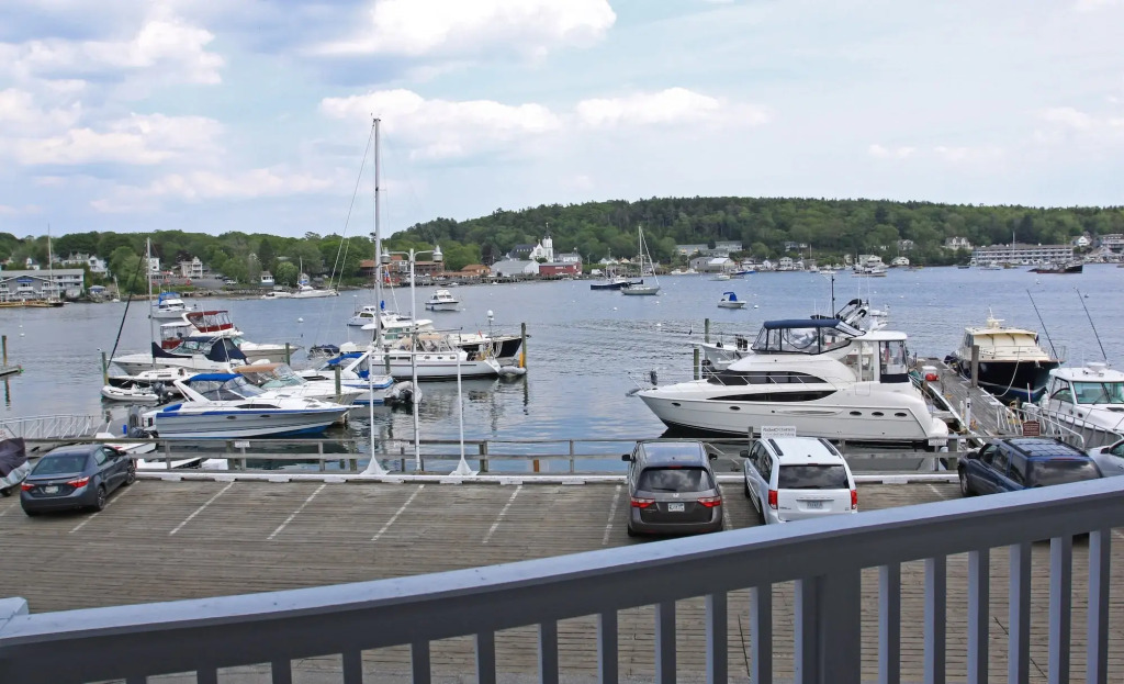 Tugboat Inn