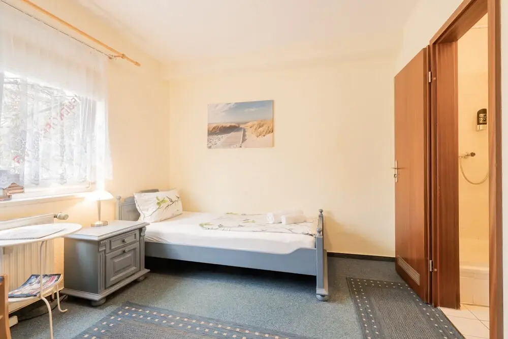 Hotel Kryoms 108