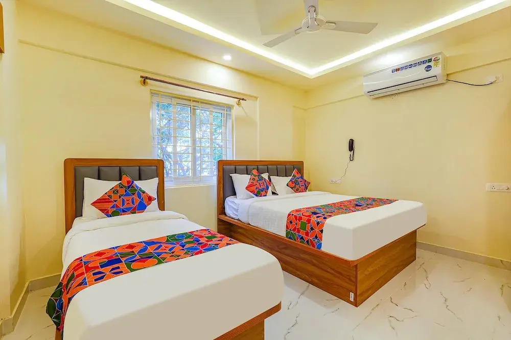 FabHotel Happy Home Stay