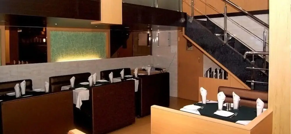 Hotel Aishwarya Residency