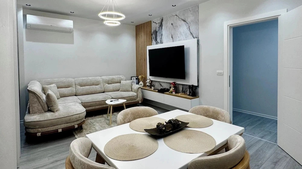 Arjola Cozy Stay