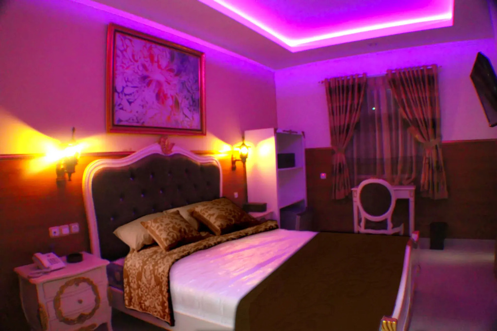 Grand Batik Inn