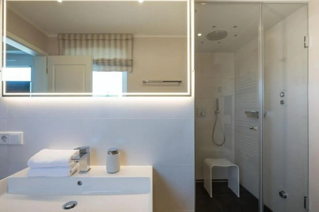 Penthouse apartment on Nordstrand in a top location on the dike