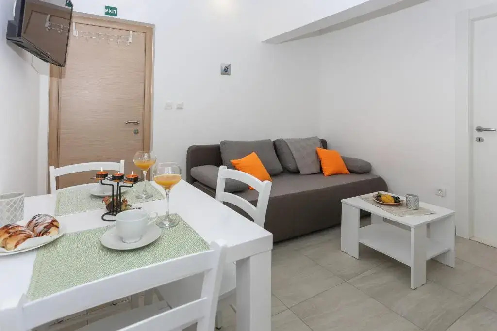 Brunos Pool House Ciovo