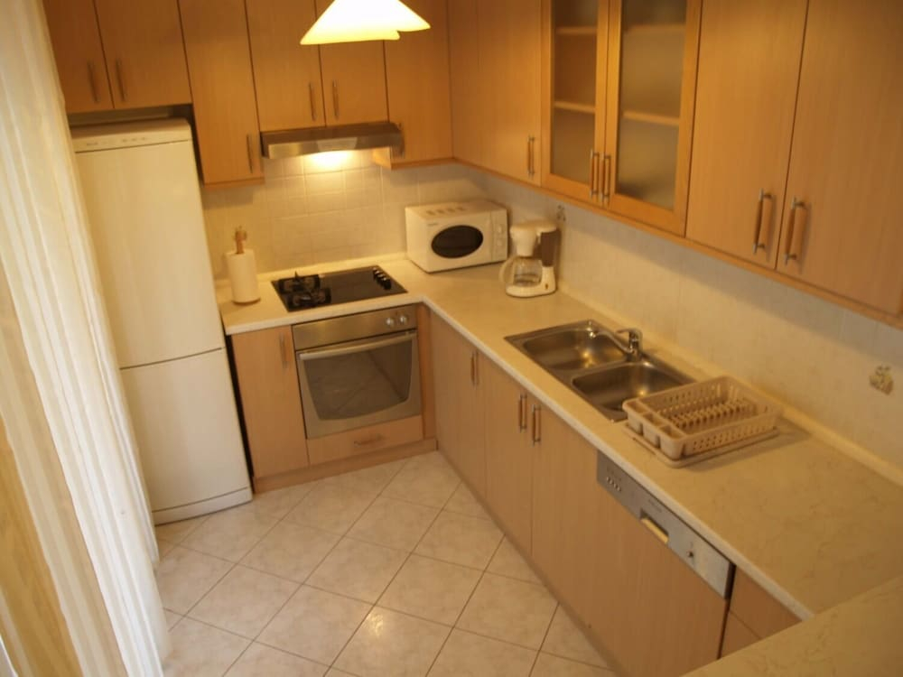 Apartments Zlatko