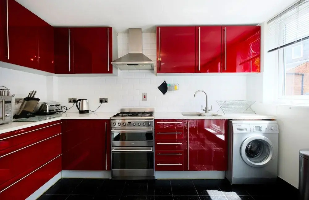 Spacious & Chic Central London Flat for 4